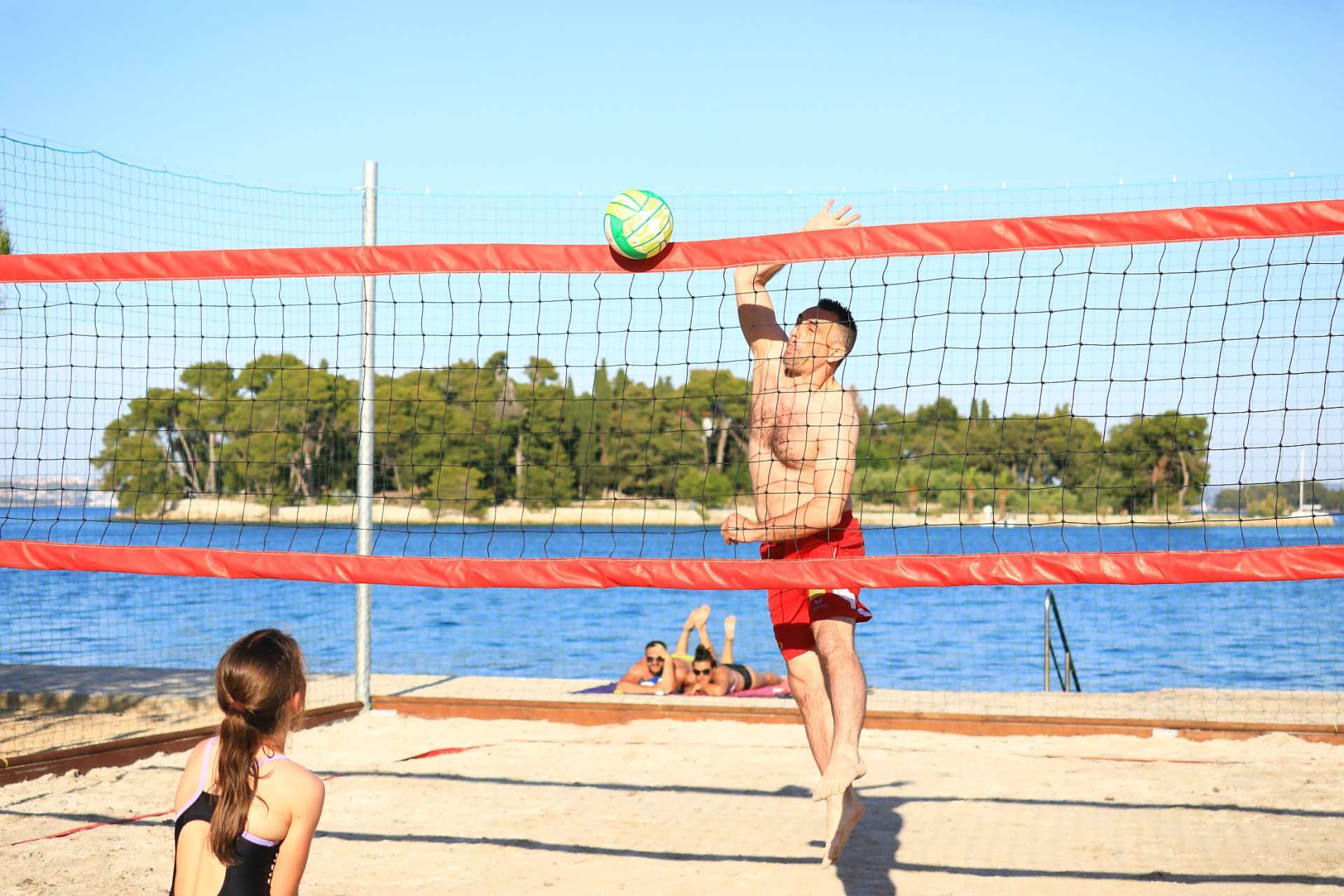 Strand und Umgebung